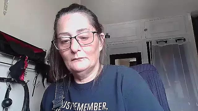 Mistress-Ivy51 from StripChat is Freechat