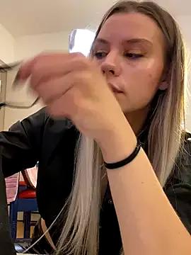 MistressMommyKate from StripChat is Freechat