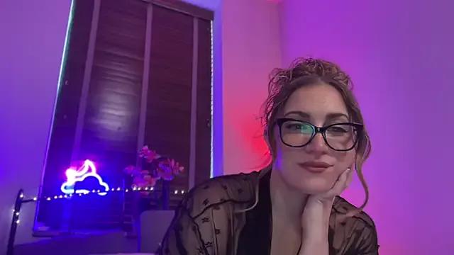 MistresssX from StripChat is Freechat
