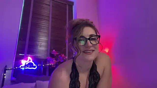 MistresssX from StripChat is Freechat
