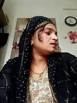 Mohni_love from StripChat is Freechat