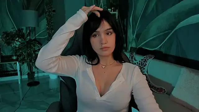 MonicaFarmer from StripChat is Freechat