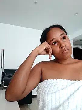 MoniqueMulberry from StripChat is Freechat