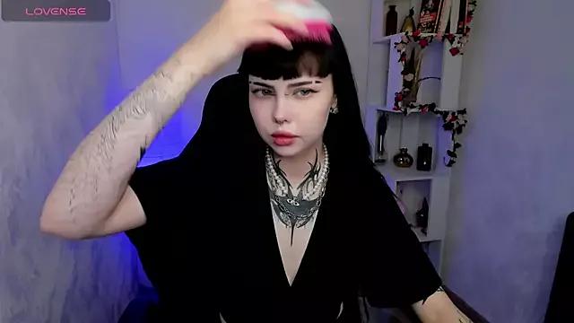 Morana_Batt from StripChat is Freechat