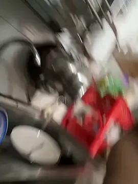 Mores1_Squirt from StripChat is Freechat
