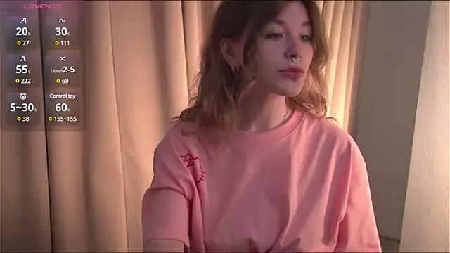 mythirdrome from StripChat is Freechat