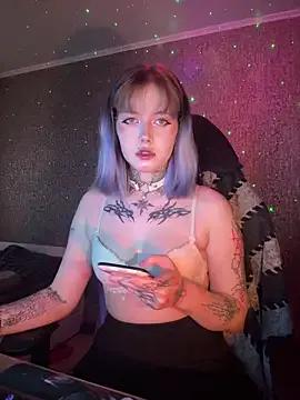 n1ghtcloud from StripChat is Freechat
