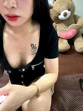 Nana_Yuki from StripChat is Freechat