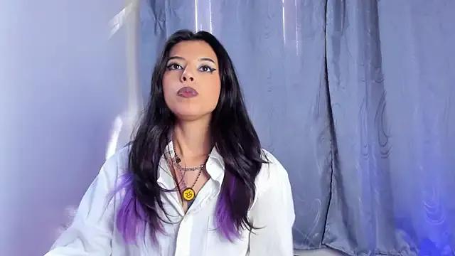 NanakoDollx from StripChat is Freechat