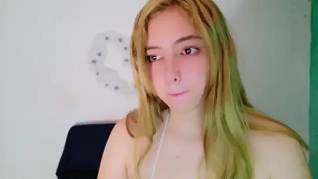 Natalia_alian from StripChat is Freechat