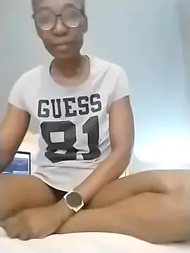 NaughtyCouga from StripChat is Freechat