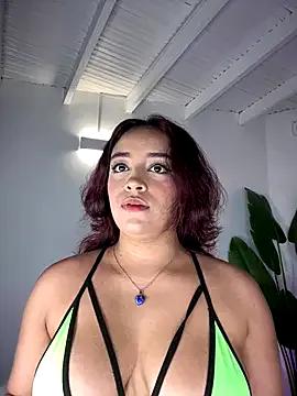 NaughtyNinnaXXX from StripChat is Freechat