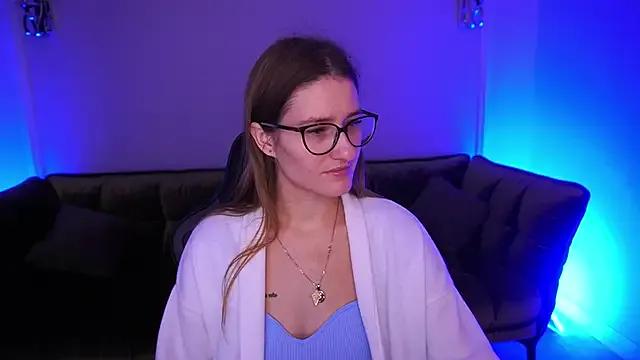 NaughtyNurseVibe from StripChat is Freechat