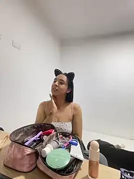 Nicole_Ss from StripChat is Freechat