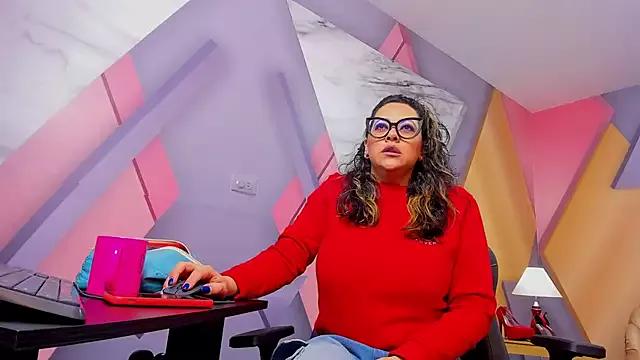 NICOLEEFAITH from StripChat is Freechat