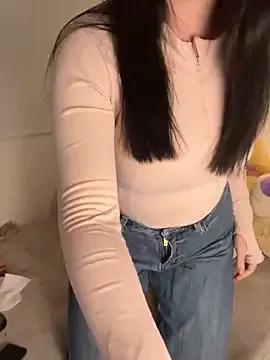 NicoleLeinn from StripChat is Freechat