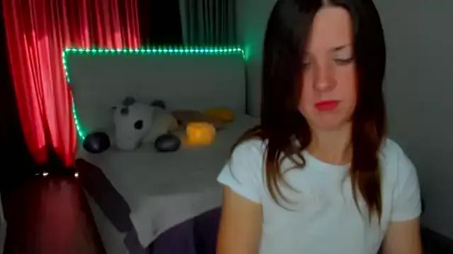 nika_reinnn from StripChat is Freechat