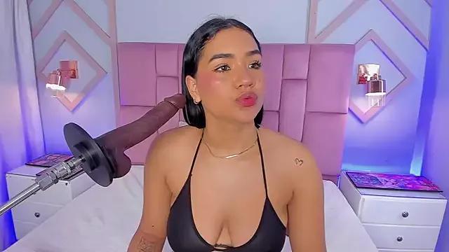 noa_moon from StripChat is Freechat