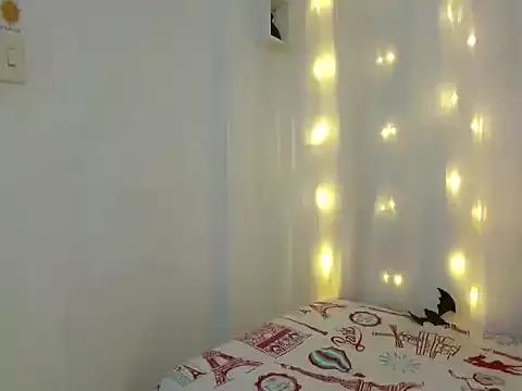 NoraParkeer from StripChat is Freechat