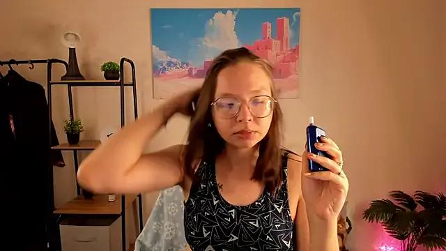 Nuura_Moore from StripChat is Freechat