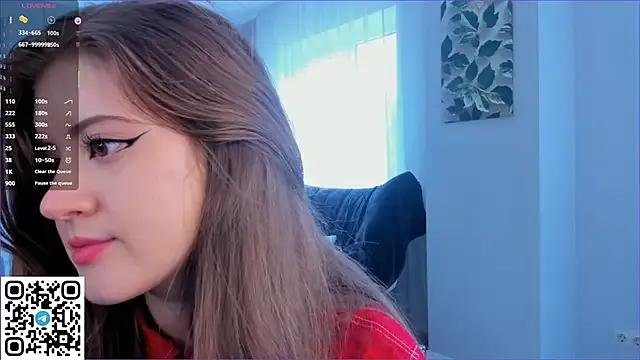 Orivienne from StripChat is Freechat