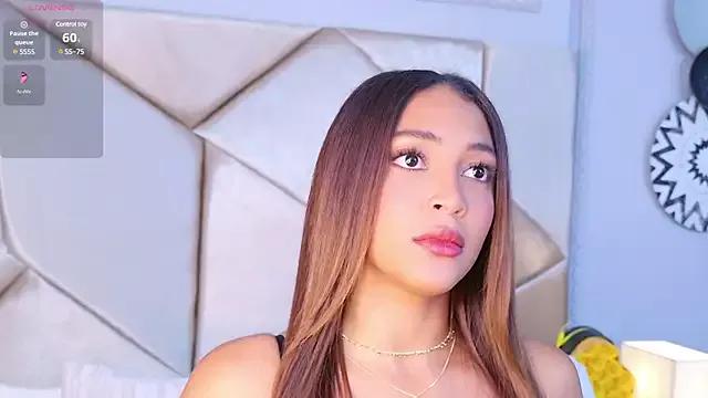 Paulina-Tafur from StripChat is Freechat