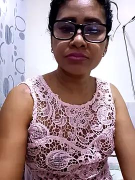 PERLA_BLACK_ from StripChat is Freechat