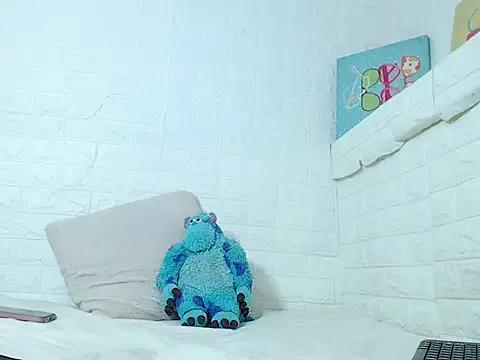 Perla_HH from StripChat is Freechat