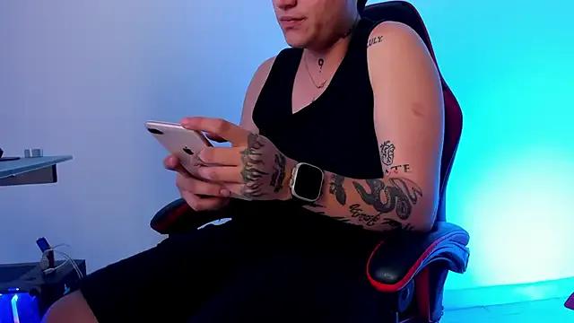PeytonBox from StripChat is Freechat