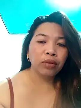 Pinaydreamer18 from StripChat is Freechat