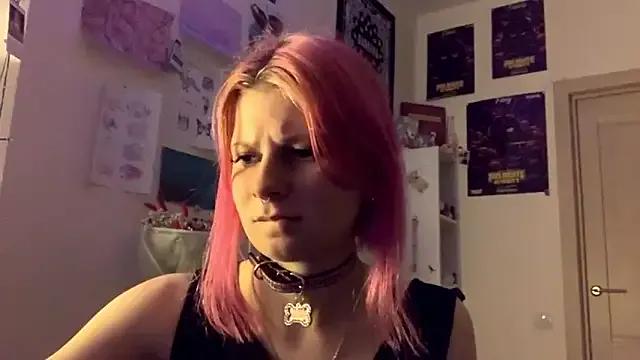 PinkVampire from StripChat is Freechat