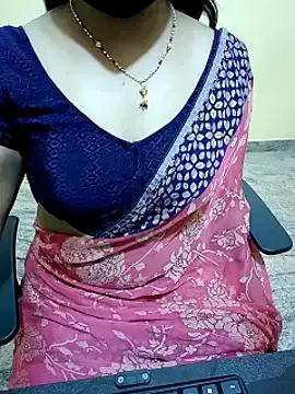 Pooja-05 from StripChat is Freechat