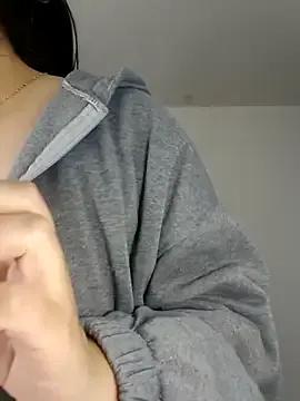 Pretty_Miaa from StripChat is Freechat