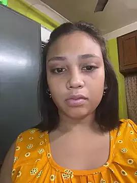Prettybitchfucksu from StripChat is Freechat