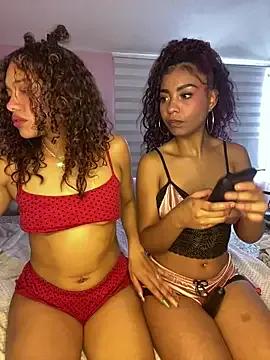 PrettyLia from StripChat is Freechat