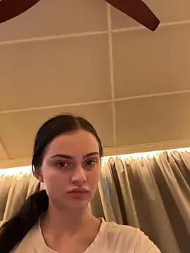 prettylittlefooxy from StripChat is Freechat