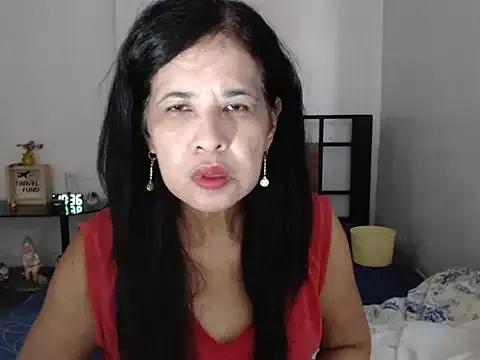 Prettysweetmum from StripChat is Freechat