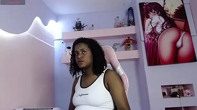RavennTaylor from StripChat is Freechat