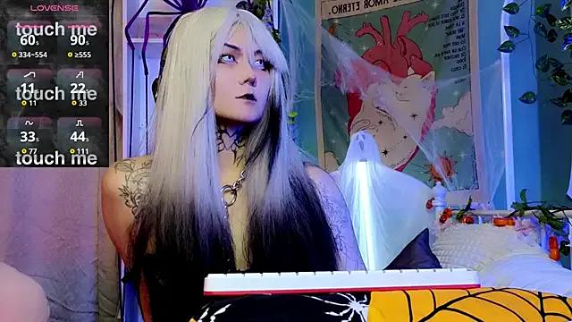 Ravens_Nest from StripChat is Freechat