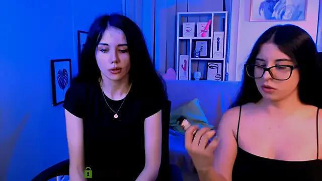 riley_sanders from StripChat is Freechat