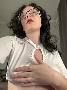 RinaShy from StripChat is Freechat