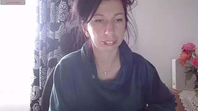 RosieHayes from StripChat is Freechat