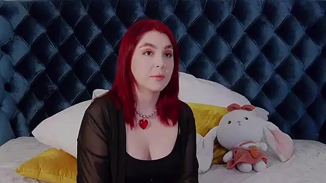 RoxyRosemalin from StripChat is Freechat