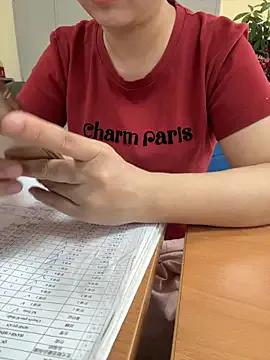 Ruby2000- from StripChat is Freechat