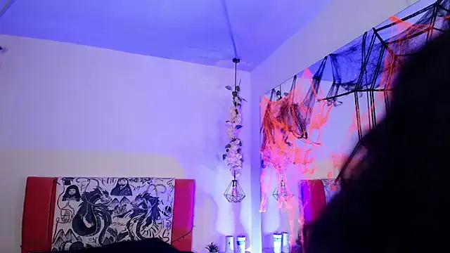 SabrinaV_ from StripChat is Freechat