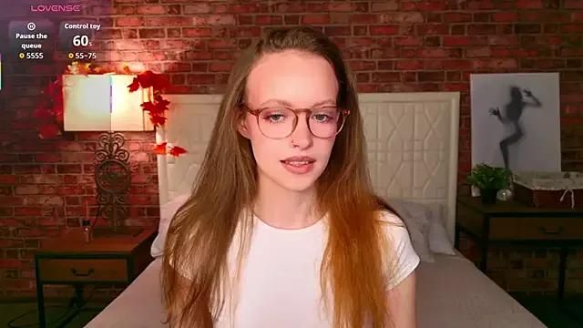 SallyPinkman from StripChat is Freechat