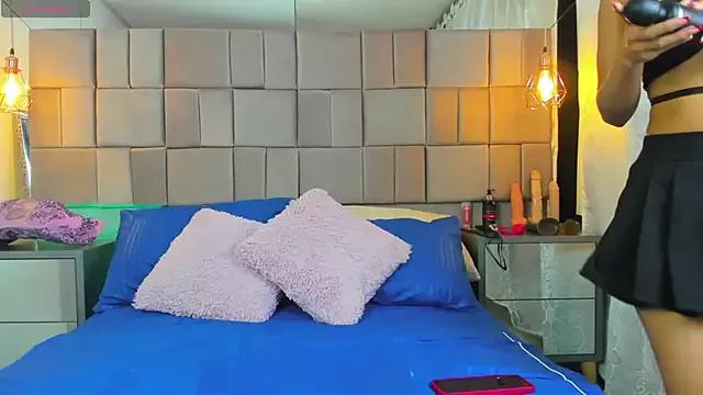 samanta_lu_ from StripChat is Freechat