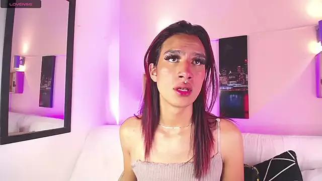 SamyJhomson from StripChat is Freechat