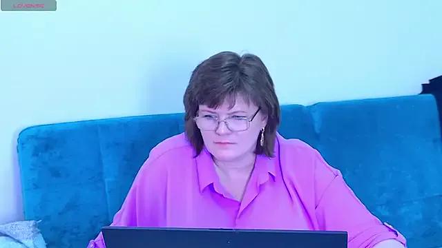 Sandra_Sunrise from StripChat is Freechat