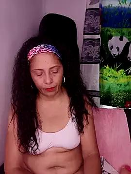 Sandy-13 from StripChat is Freechat